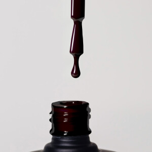 UV Gel Polish 136 Mulberry 12ml